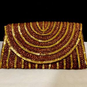 Brown Wicker & Gold Sequins Shic Clutch!